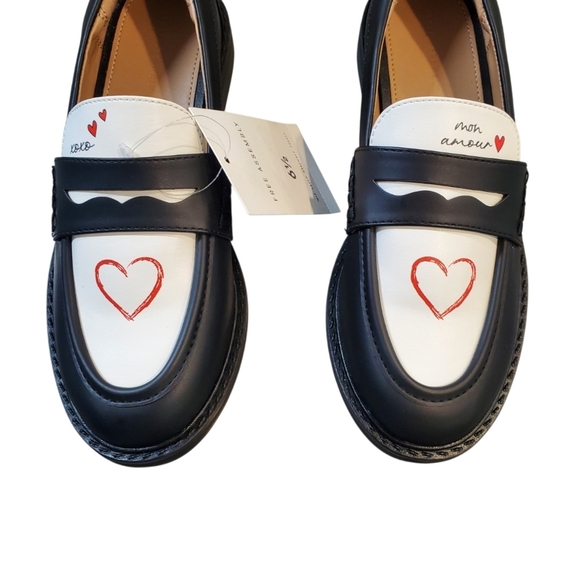 Free Assembly Loafers Womens 6.5 Black White Heart-Embellished Two-Tone Penny - Picture 3 of 11